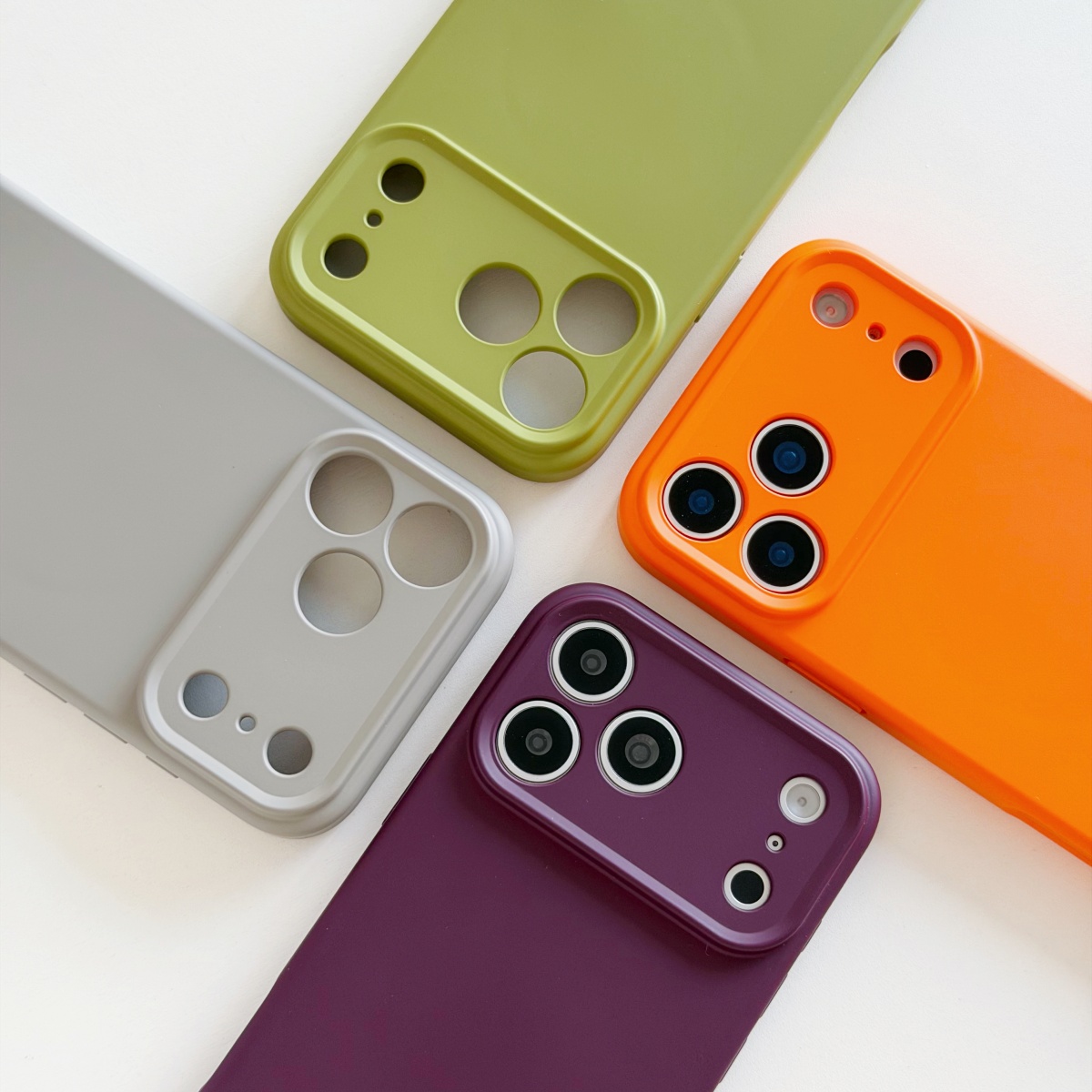 Модный чехол для телефона из ж – обзор и цена Liquid Silicone Magnetic Phone Case